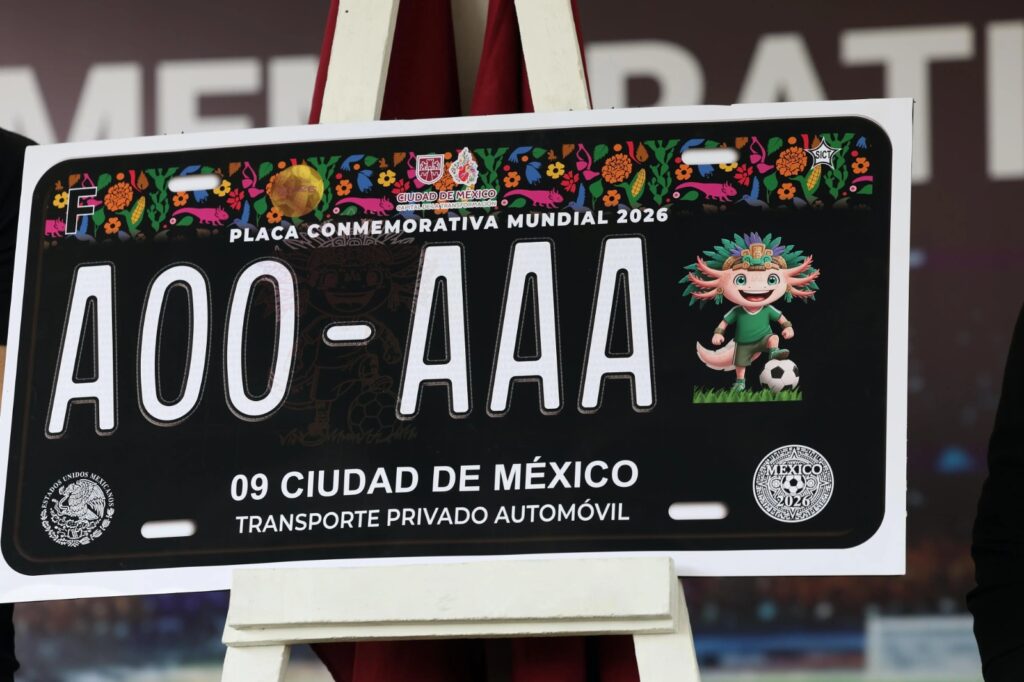 Placas conmemorativas del Mundial 2026 en CDMX