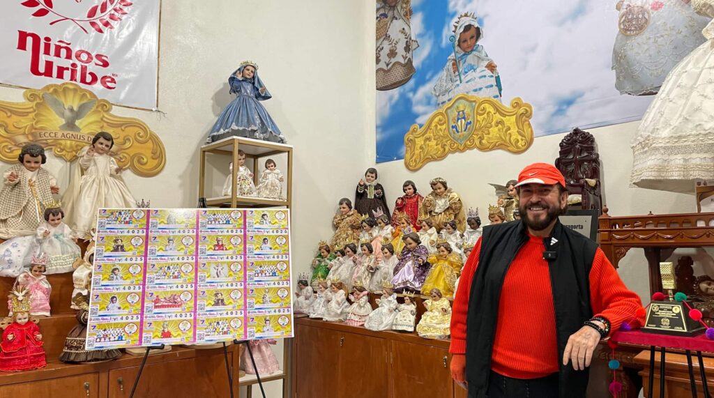 Niños Uribe tiene su propio boleto de la Lotería Nacional por sus 50 años. 