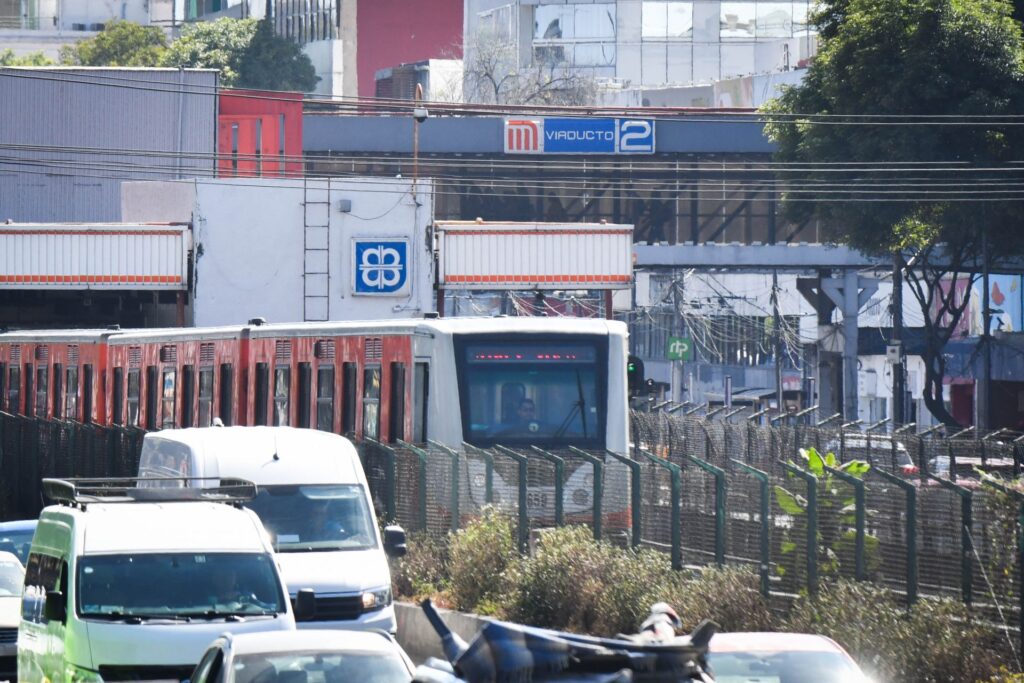 Cierre de estaciones Línea 2 del Metro
