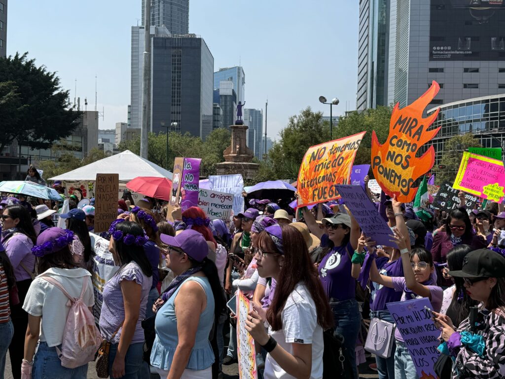 Miles de mujeres alzaron la voz este 8M.