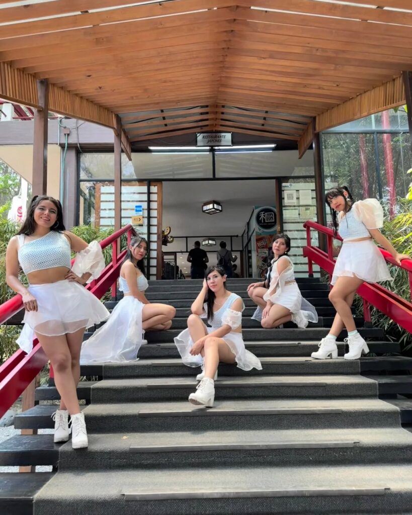 Rabu Kyandi: grupo coreográfico y vocal J-Pop Idol