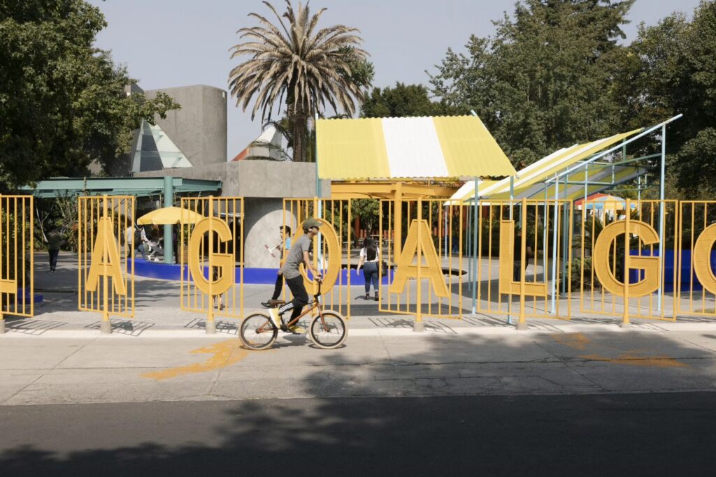 Entrada de LagoAlgo en CDMX.