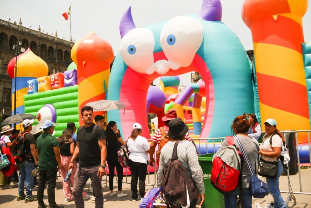 Festival del Día del Niño en el Zócalo de CDMX