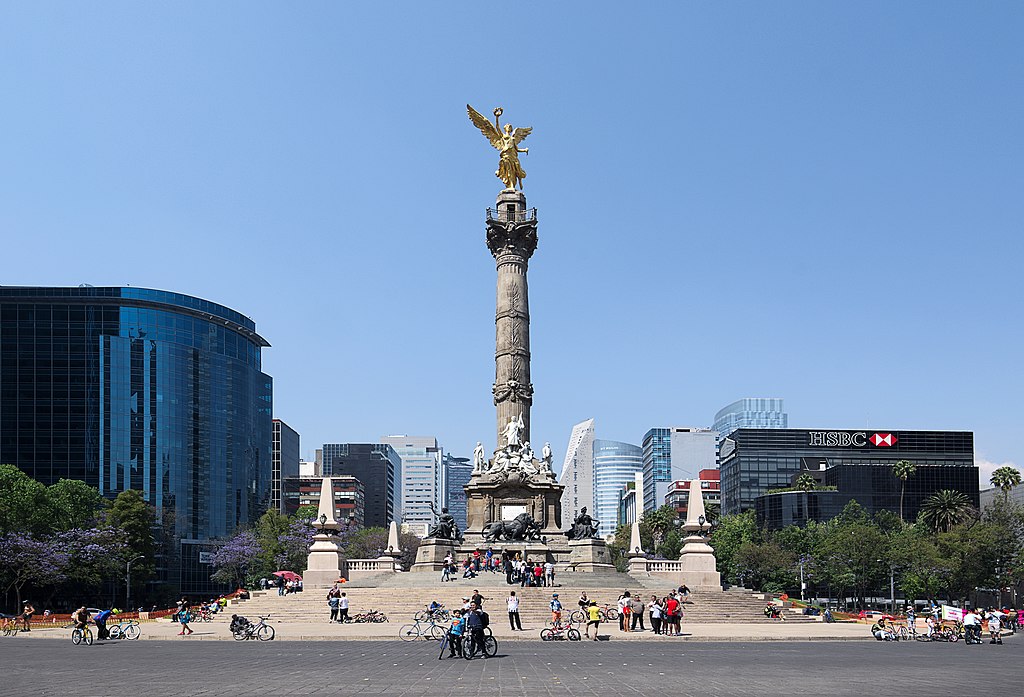 Hundimientos en el Ángel de la Independencia