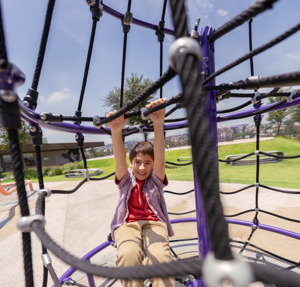 Lleva a tu peque a esta experiencia jurásica el Día del Niño.