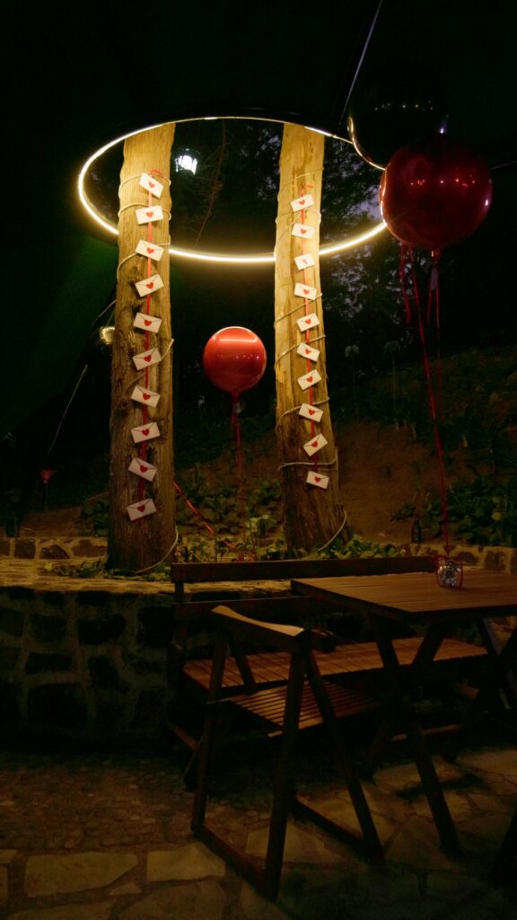 Cena romántica al aire libre.