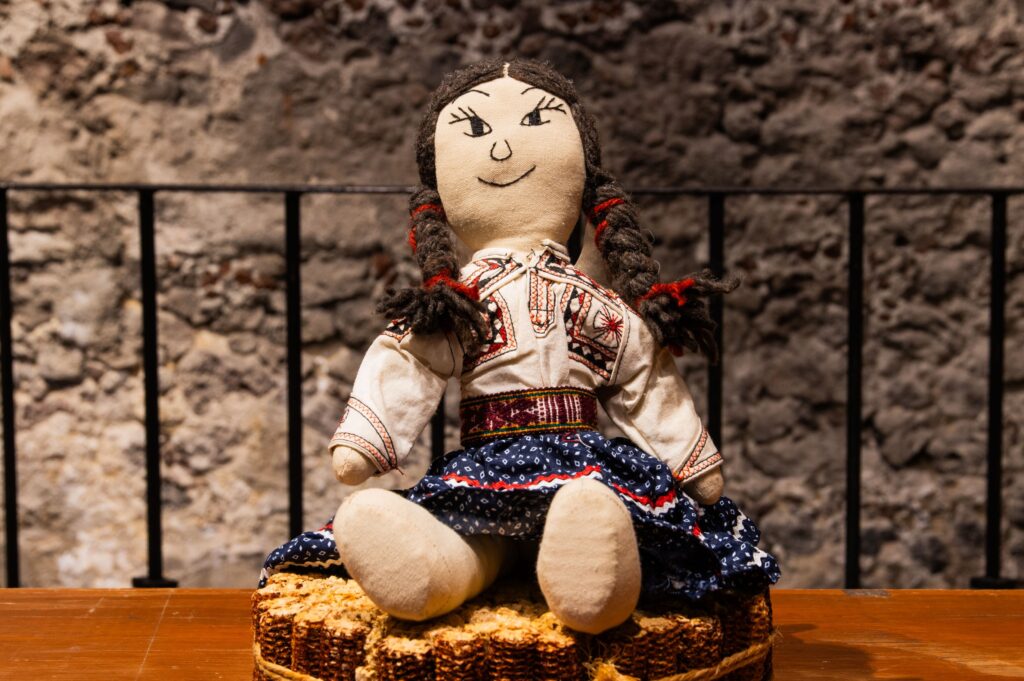 Juguete antiguo de la exposición de El Claustro.