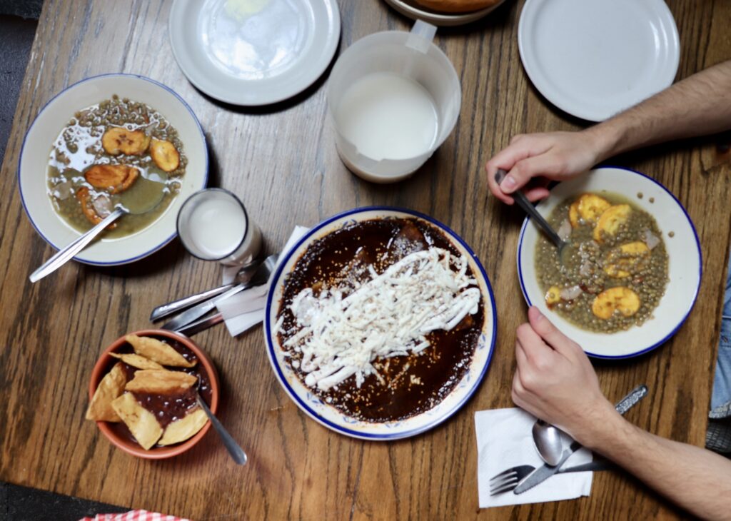 Los secretos del Nuevo Café Bagdad en la Merced