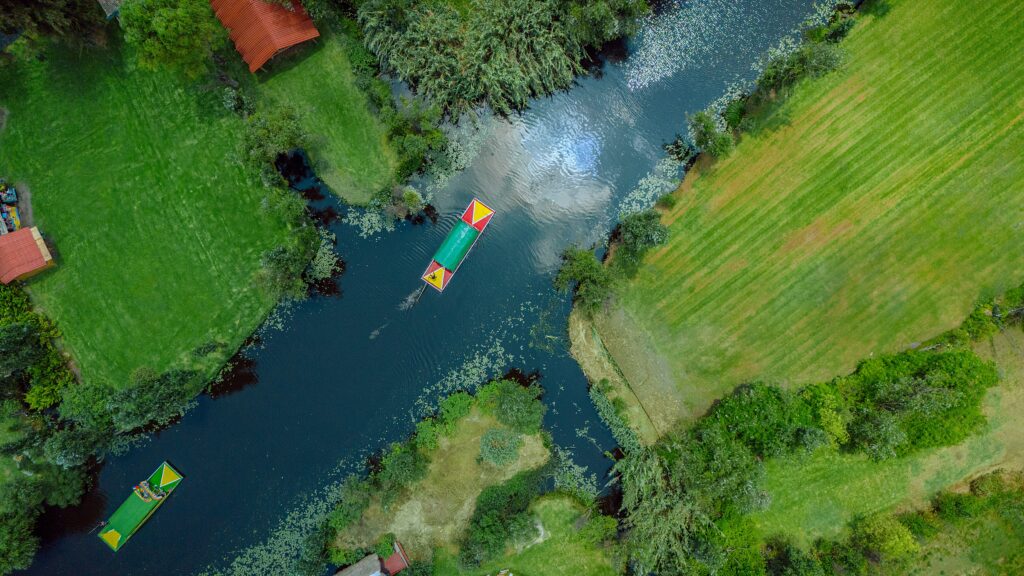 La experiencia será en Xochimilco donde te rodearás de naturaleza.