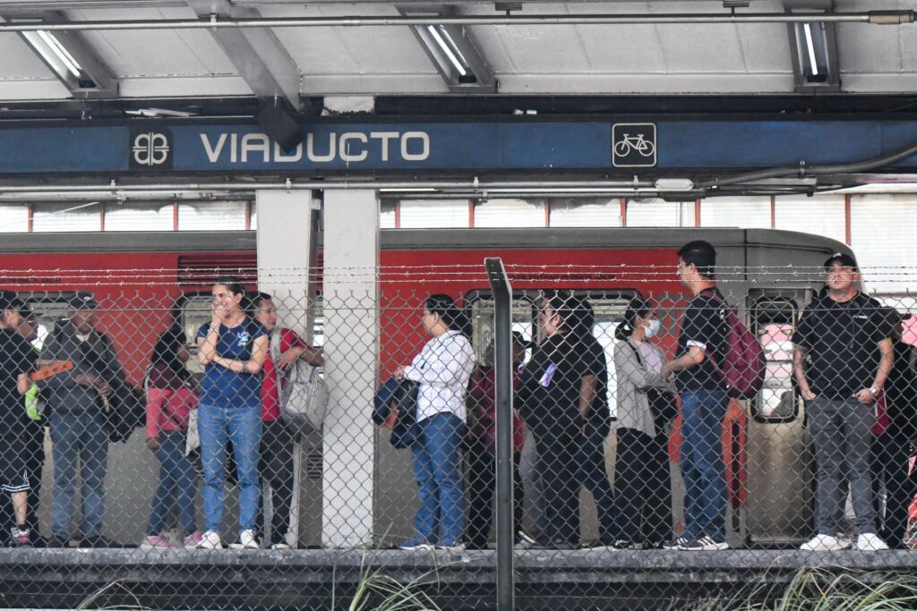 Cierre de estaciones de la Línea 2 del Metro