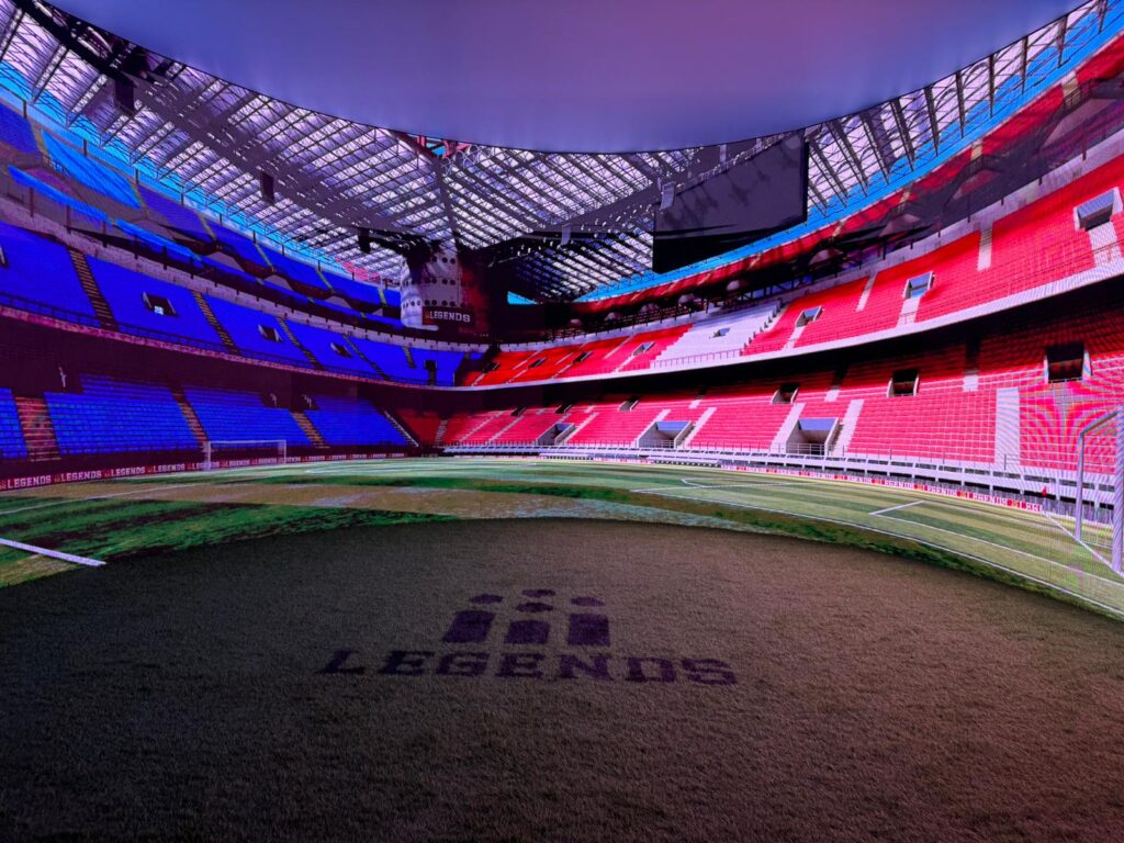 Proyección 360 de un estadio de futbol.