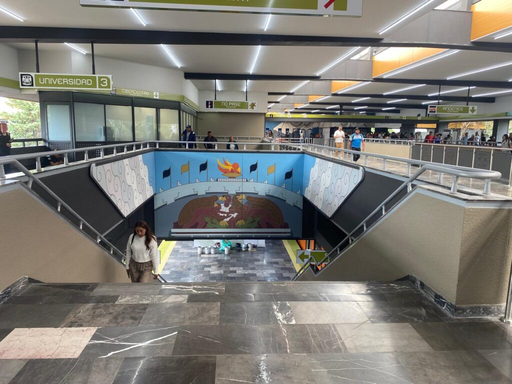 Metro Universidad
