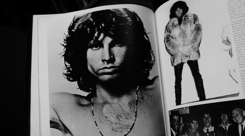 Jim Morrison fue conocido como "El Rey Lagarto".
