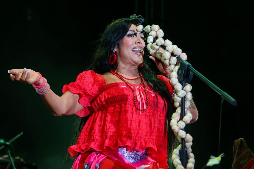 Aprovecha la promo para lanzarte a ver a Lila Downs. 