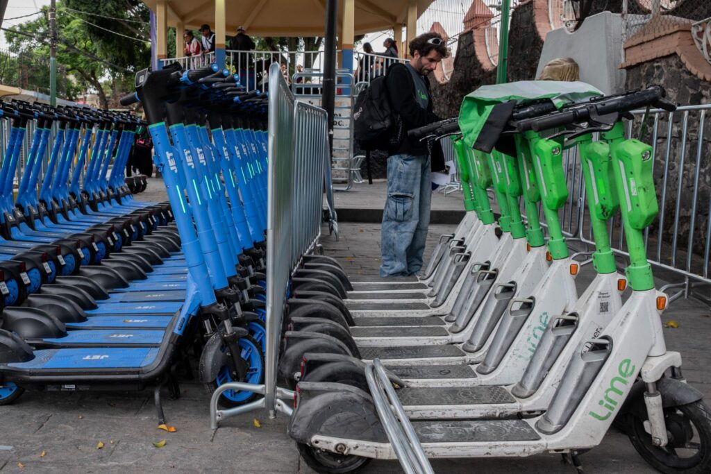 Scooters en renta en CDMX