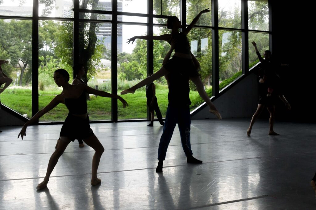 La Compañía Nacional de Danza presentará la gala Grafías en el Palacio de Bellas Artes.