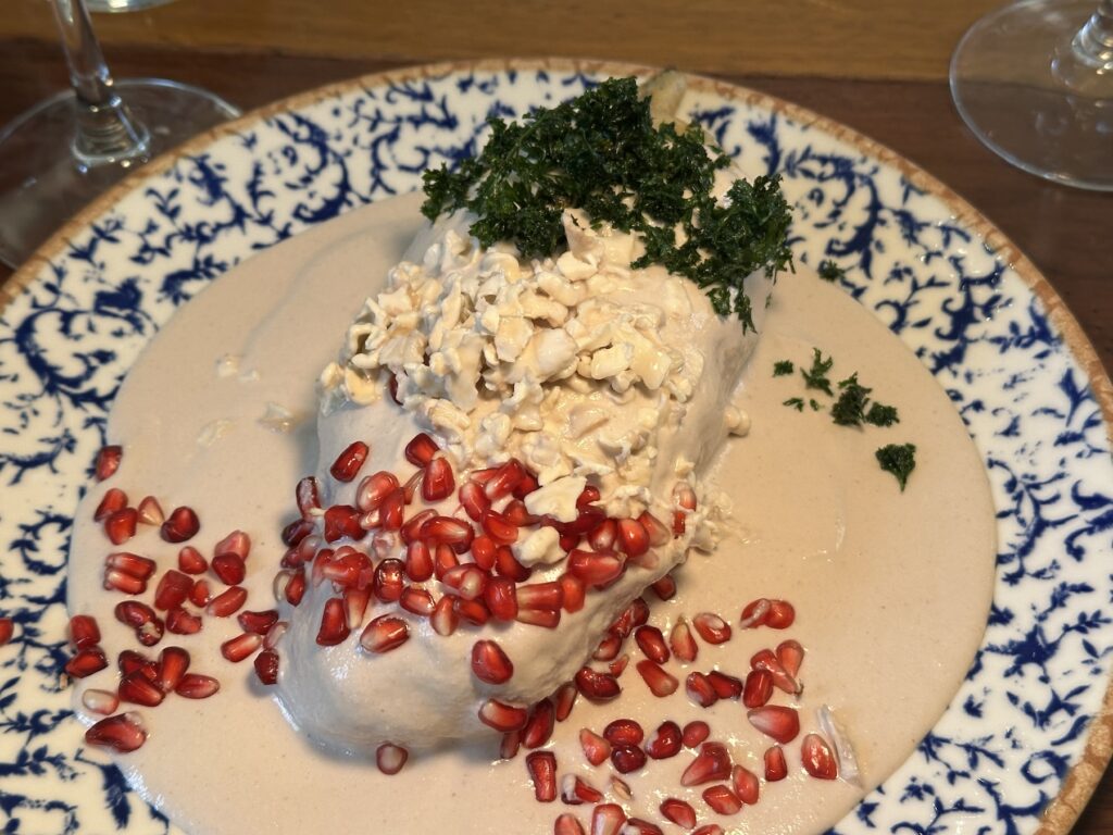 temporada de chiles en nogada en CDMX: Blanco Castelar y Blanco Colima