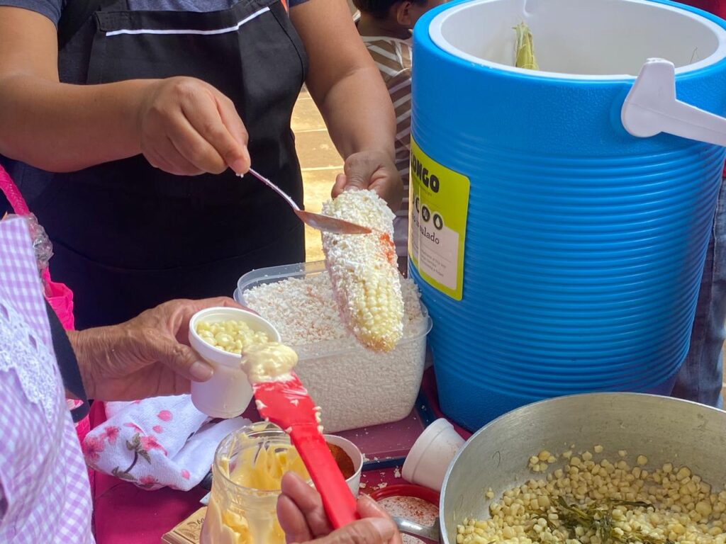 Elotes con chilito