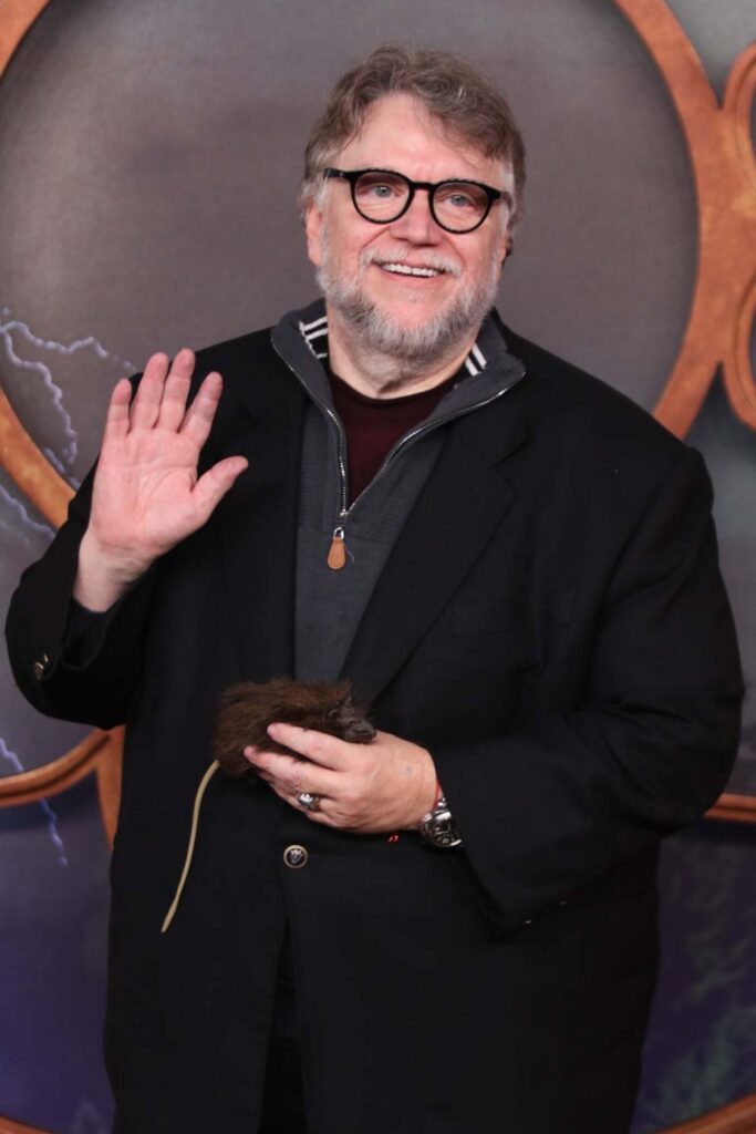 El director Guillermo del Toro durante la Alfombra roja de la película Frankenstein realizada en el recinto de San Ildefonso.