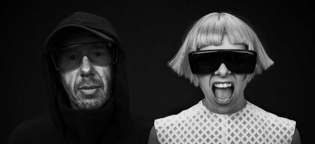 Tom Rowlands (The Chemical Brothers) y AURORA