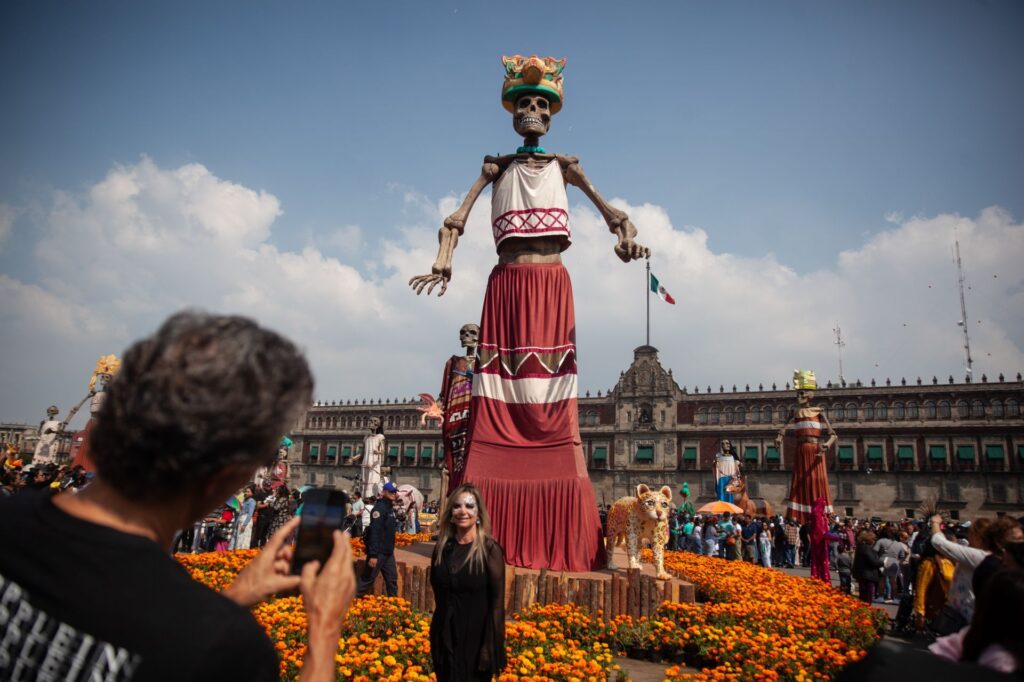 Ofrenda Monumental de Día de Muertos en el Zócalo