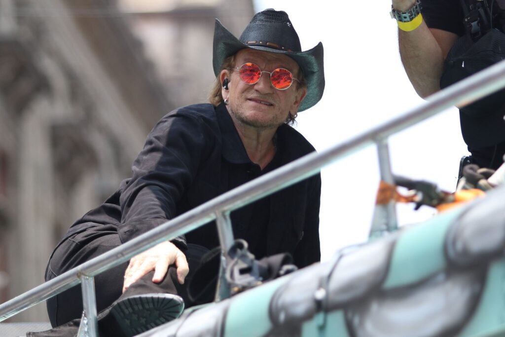 U2 dio uno de los conciertos más grandes en la CDMX en 2011 en el entonces Estadio Azteca.