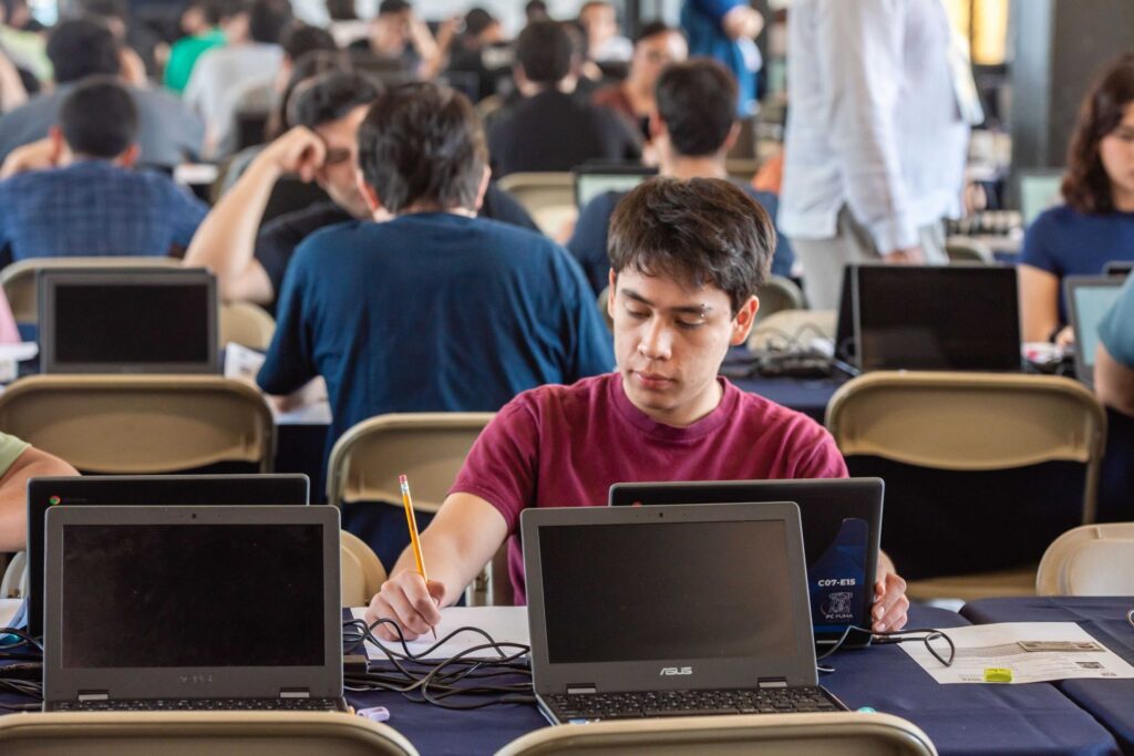 UNAM 2026年开放与远程学习招生公告：注册时间与专业详