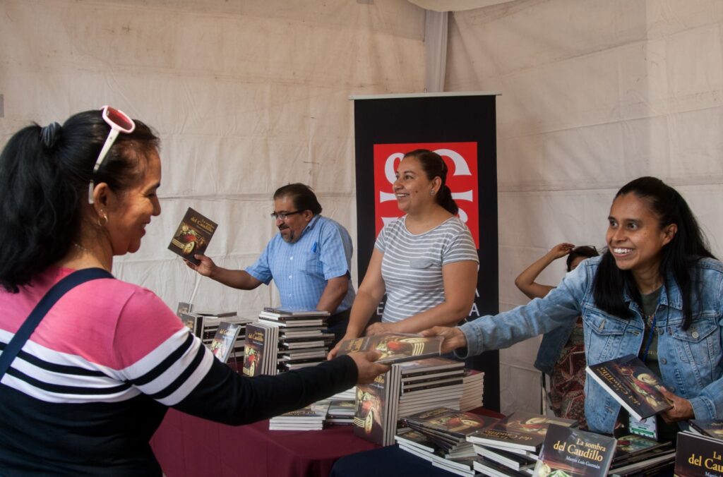 Regalarán libros en la FIL del Zócalo