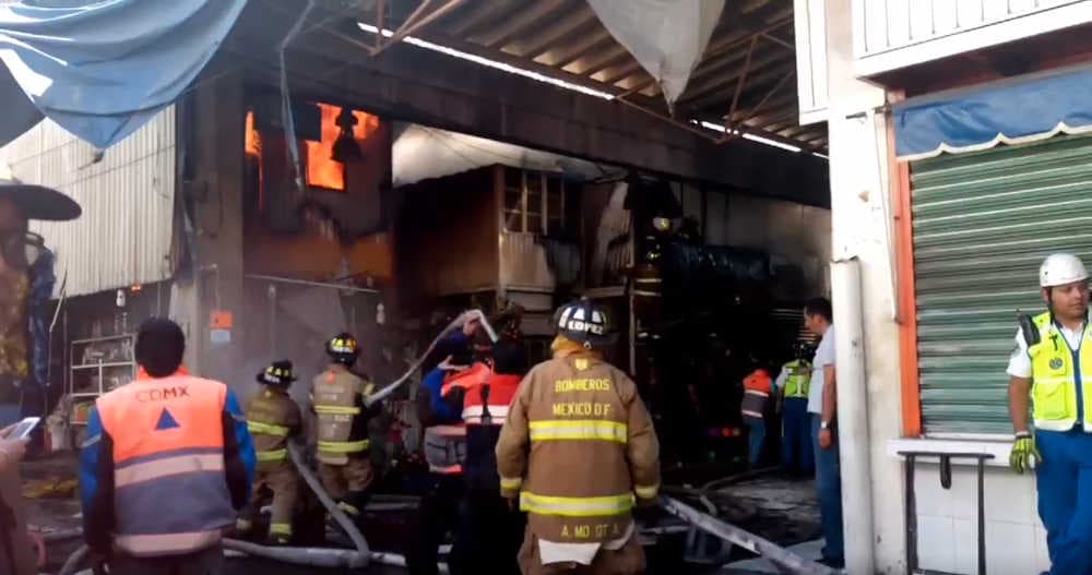 Incendio en el Mercado de Jamaica