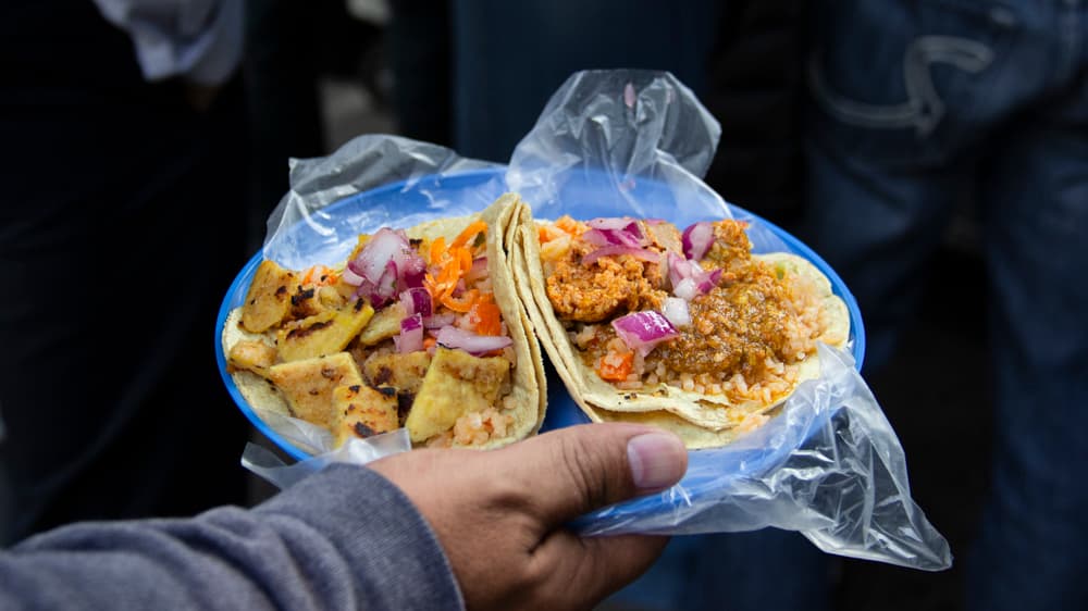 puesto de tacos de guisado en Polanco