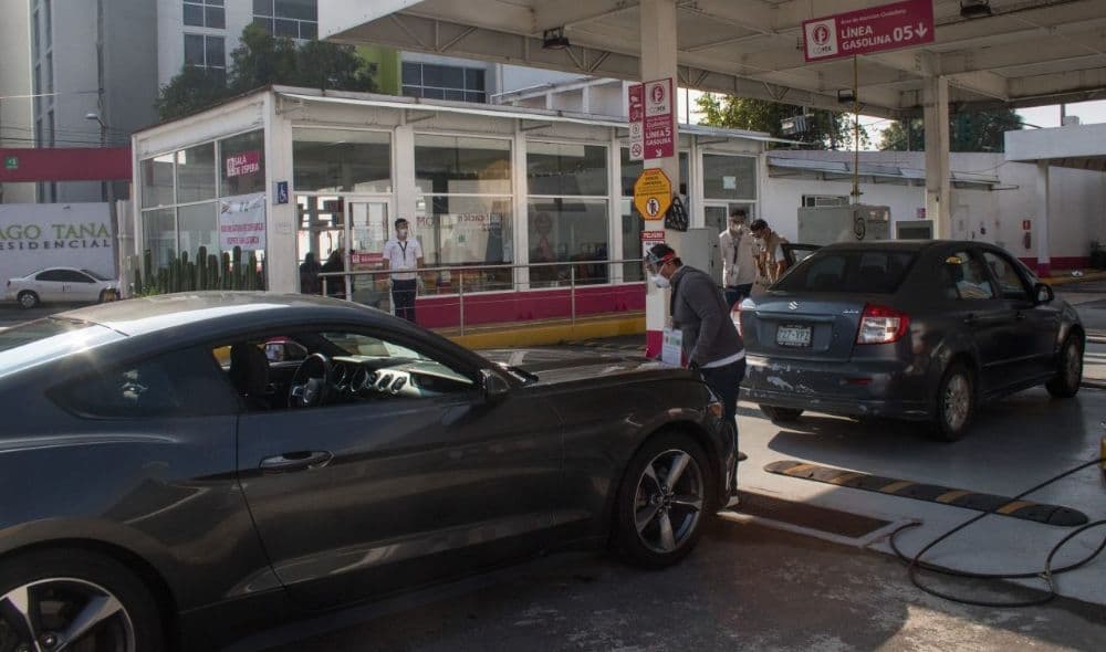 hoy no circula en semáforo rojo