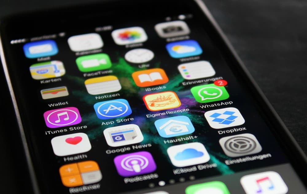 Échale un ojo. Así se verá el modo oscuro de iOS 13