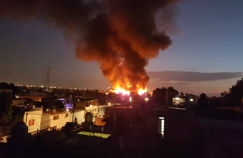incendio en reforma política