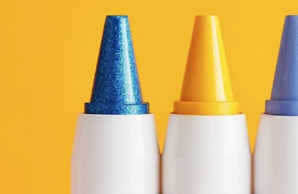 Sombra aquí, sombra allá.. checa este maquillaje de crayolas