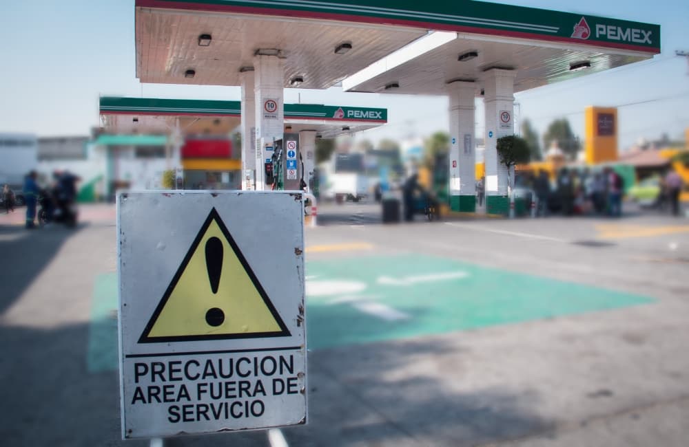 carga de gasolina por engomado vehicular