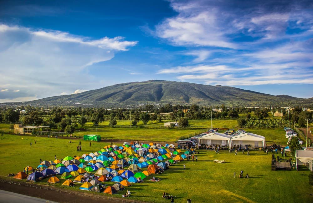 PICNIC CAMPING Y NOCHE DE CINE EN TEOTIHUACÁN
