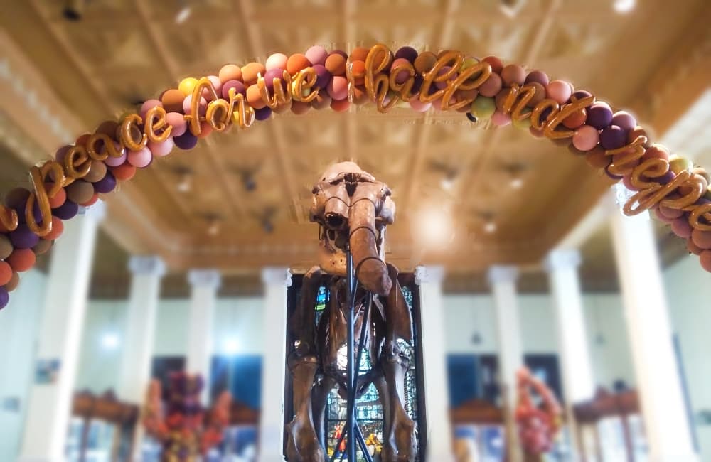 exposición earth body