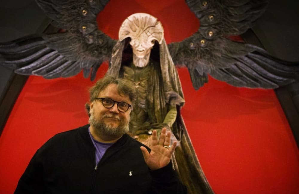 recorridos de guillermo del toro por su exposición