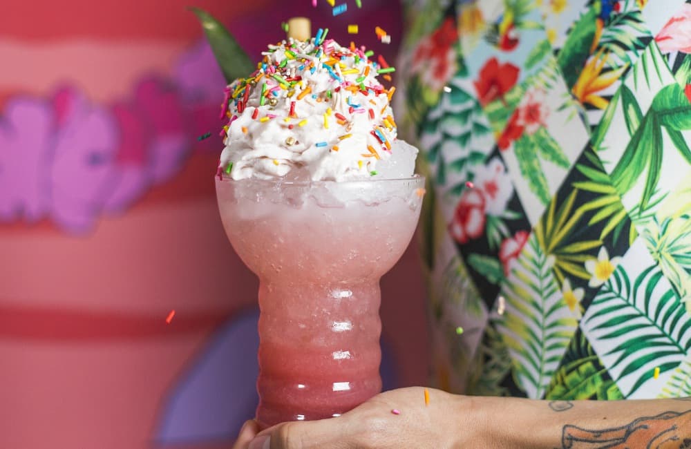 PLATILLOS Y BEBIDAS PRIDE