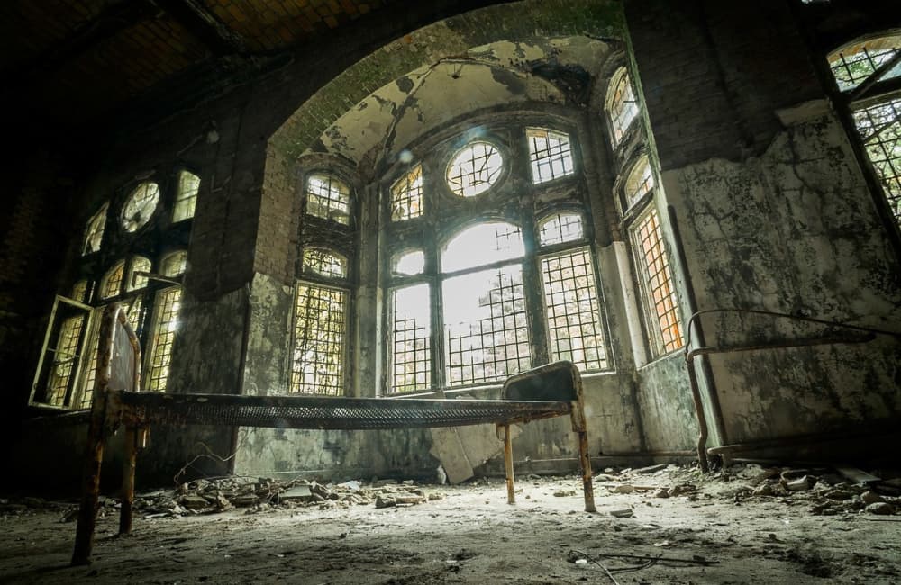 clínica embrujada de la roma en septiembre