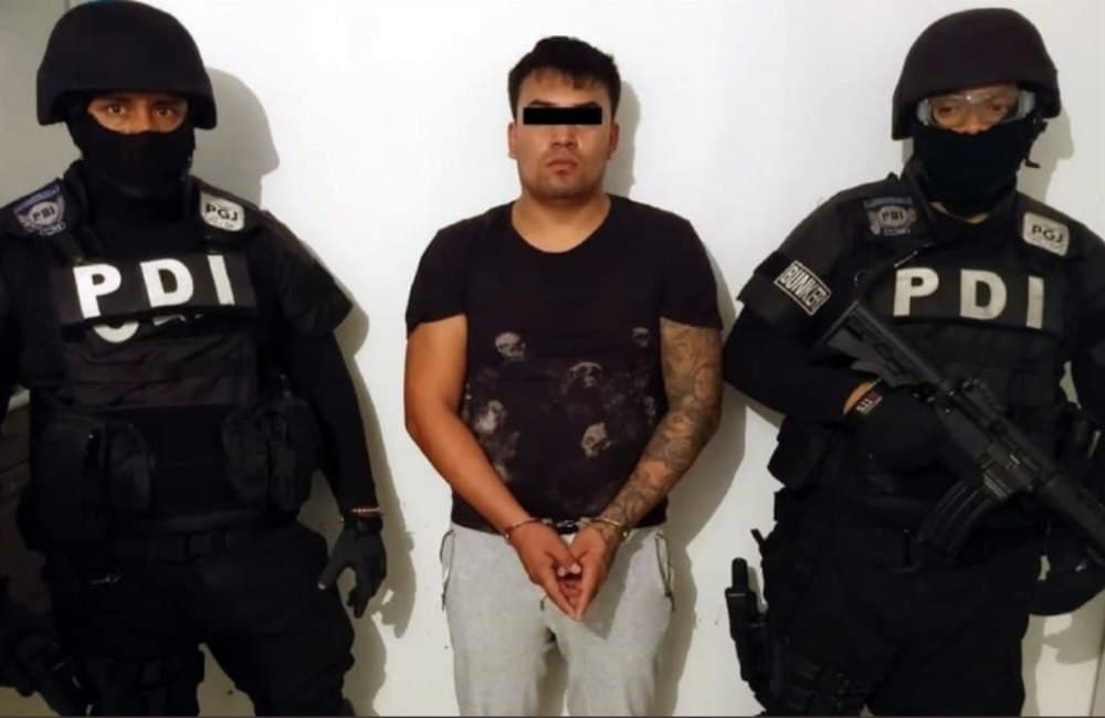 DETIENEN A PRESUNTO LÍDER DE SICARIOS