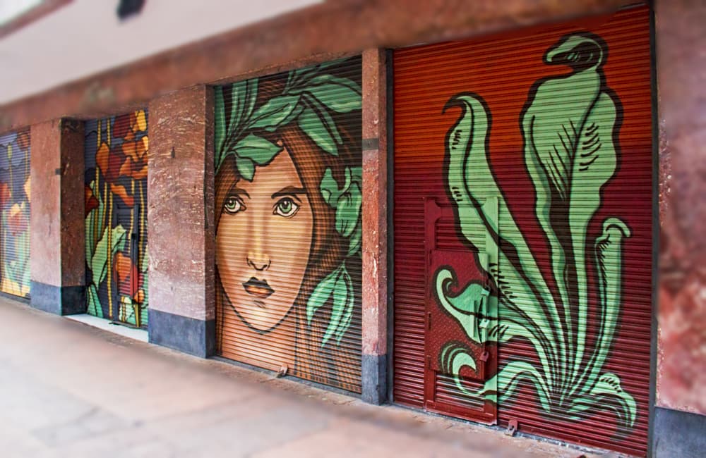 galería nocturna del centro histórico