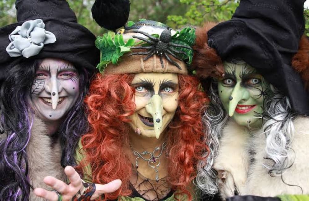 desfile de brujas en la cdmx