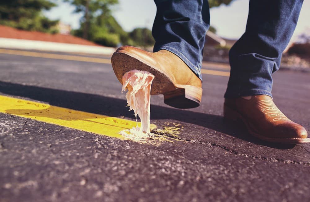 sanciones por tirar chicle en la calle