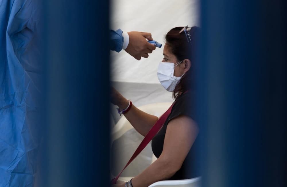 dinero a pacientes con covid-19