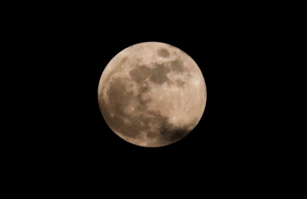 superluna-rosa-de-abril