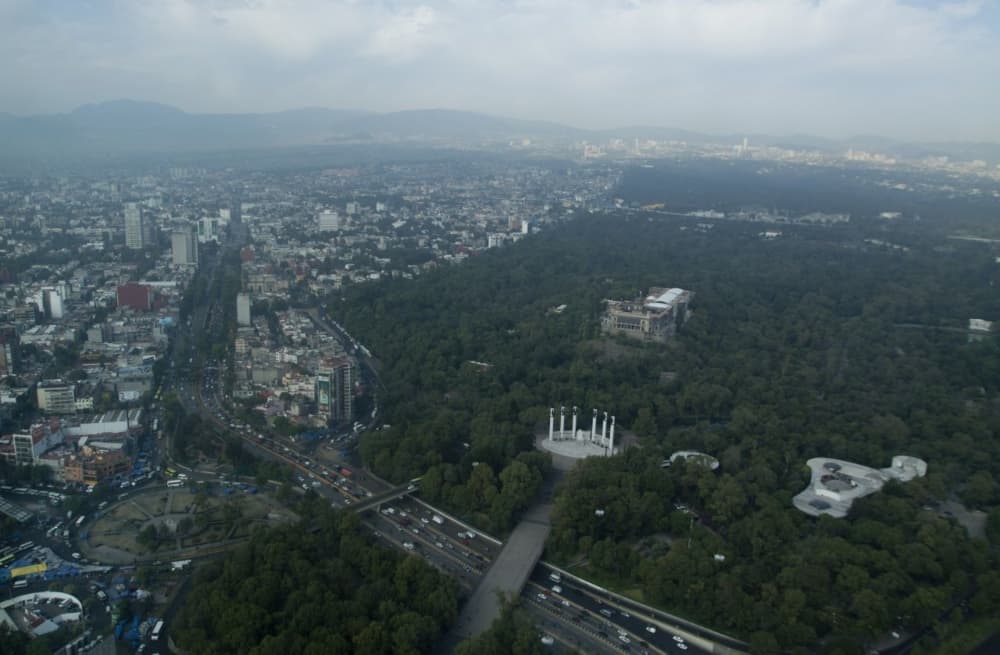 calzada flotante en Chapultepec
