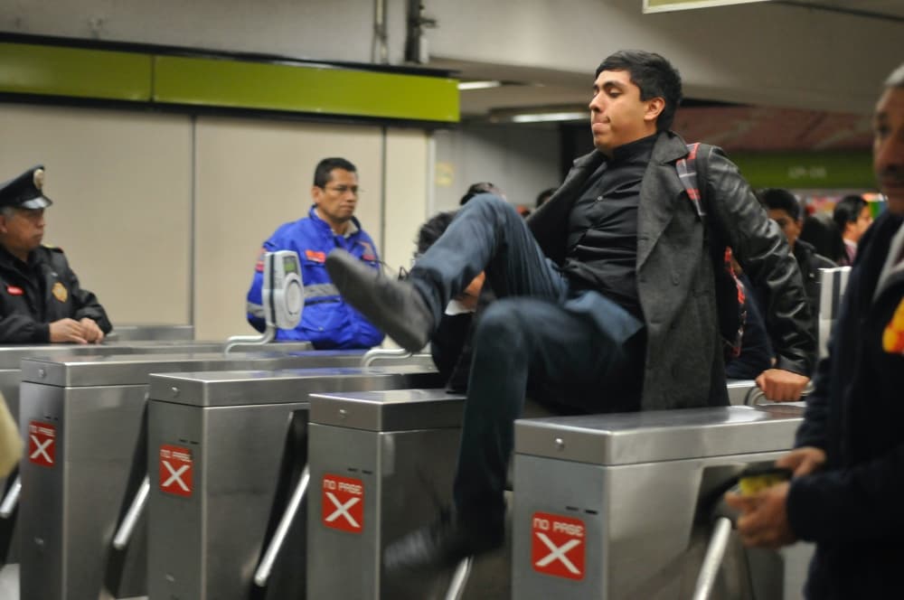 pago del boleto del Metro