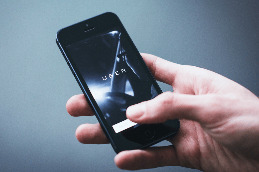 Uber busca ingenieros mexicanos