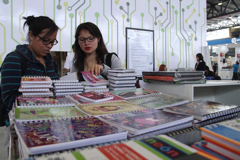 Feria de Útiles Escolares de la UNAM